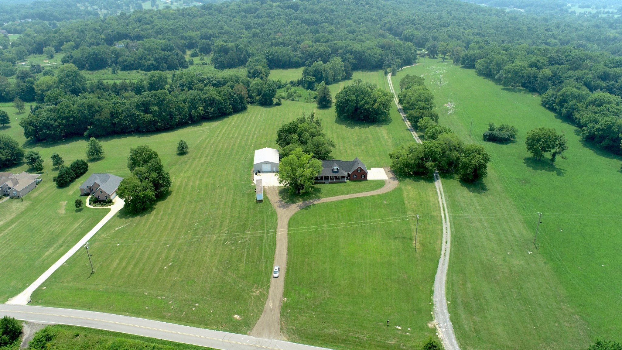 656 Greenvale Road Milton, TN 37118 - Photo 2 of 43 a view of a golf course
