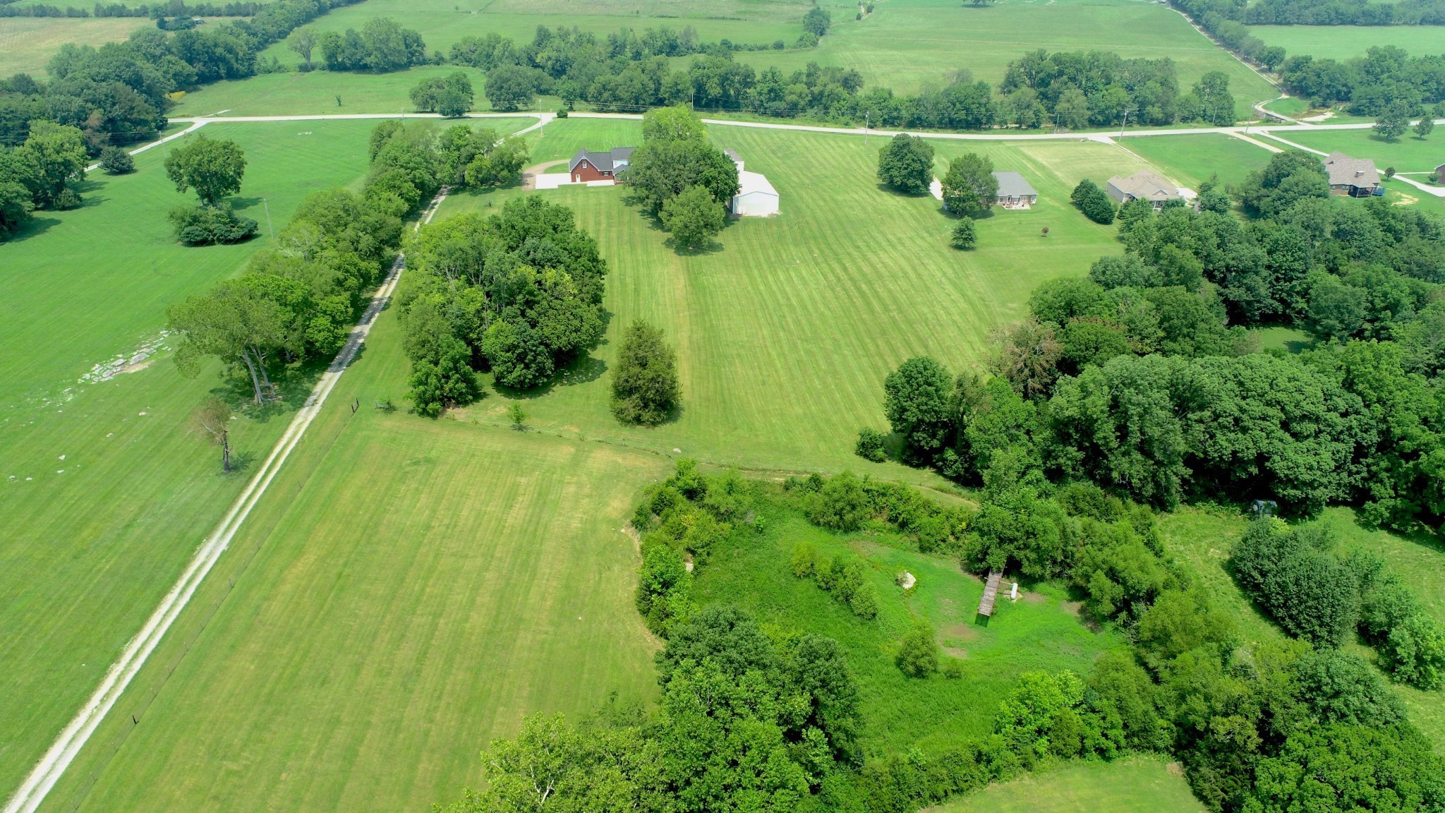 656 Greenvale Road Milton, TN 37118 - Photo 3 of 43 a view of a garden
