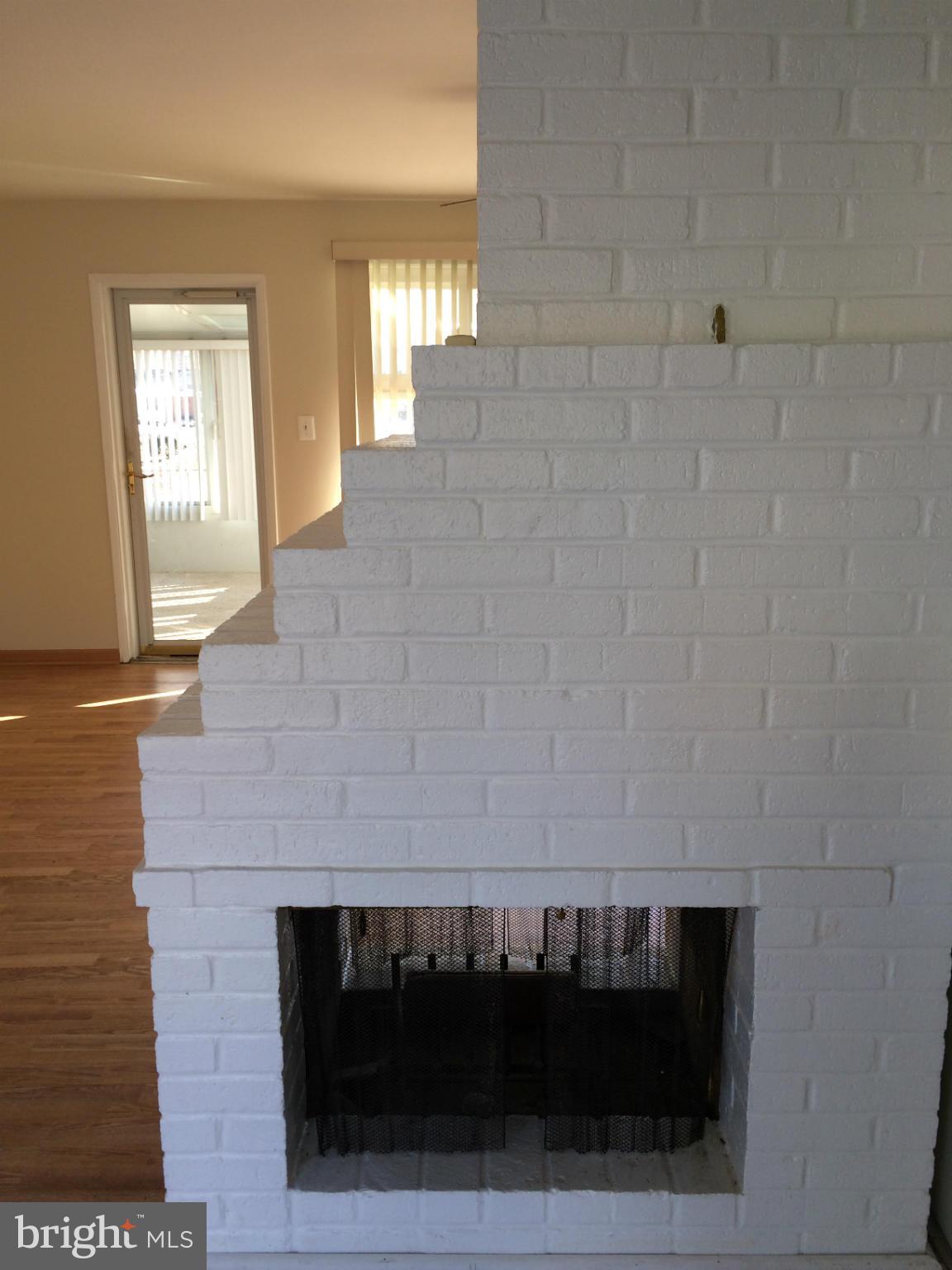 7405 Gresham Street Springfield, VA 22151 - Photo 5 of 21 Interior (General)