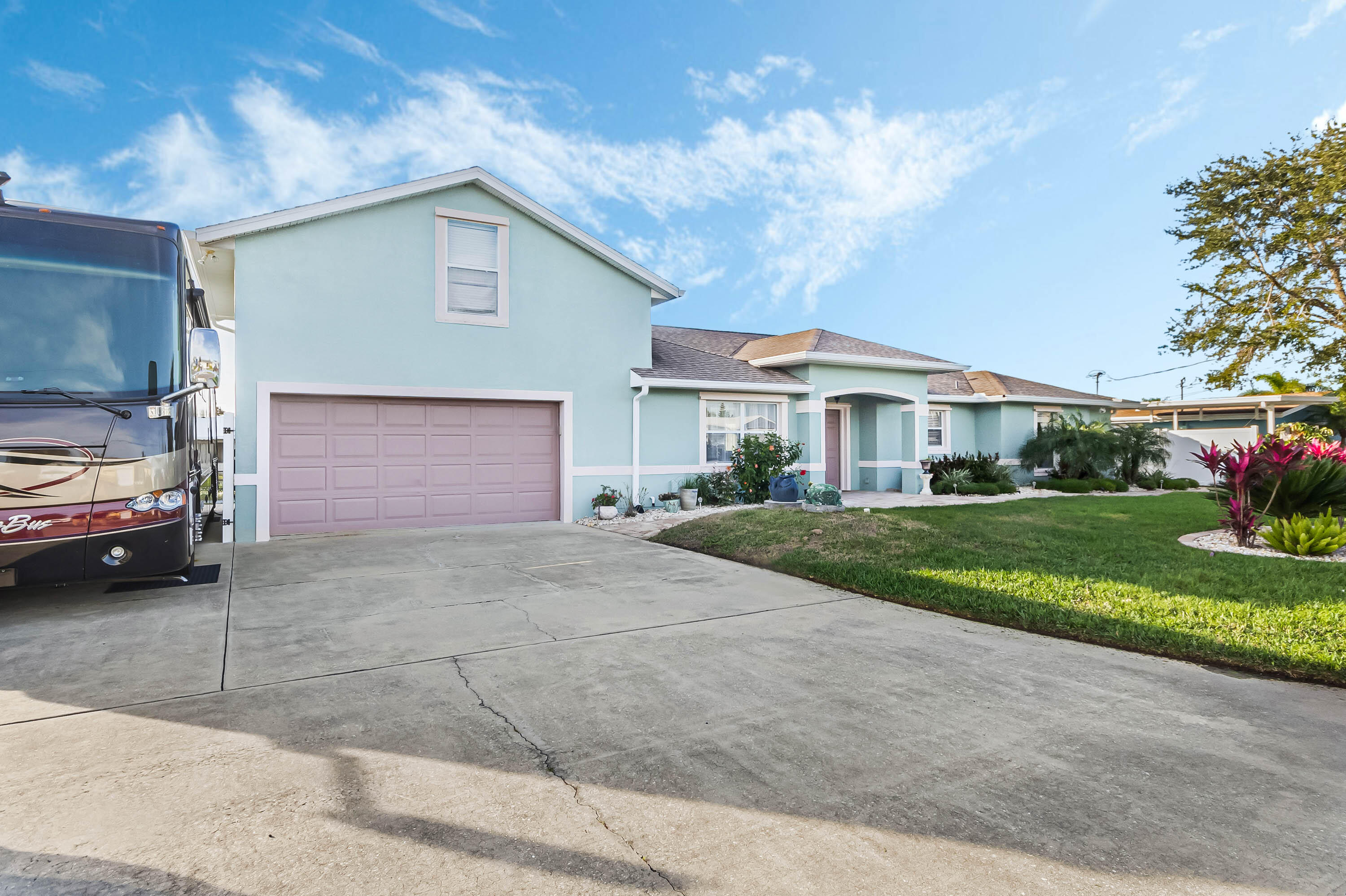 832 Heron Road Cocoa, FL 32926 - Photo 5 of 46 832-heron-road--cocoa--fl-32926---04