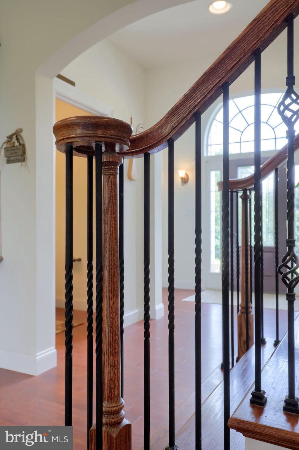 953 Buckwalter Road Lititz, PA 17543 - Photo 12 of 31 Stair railing detail