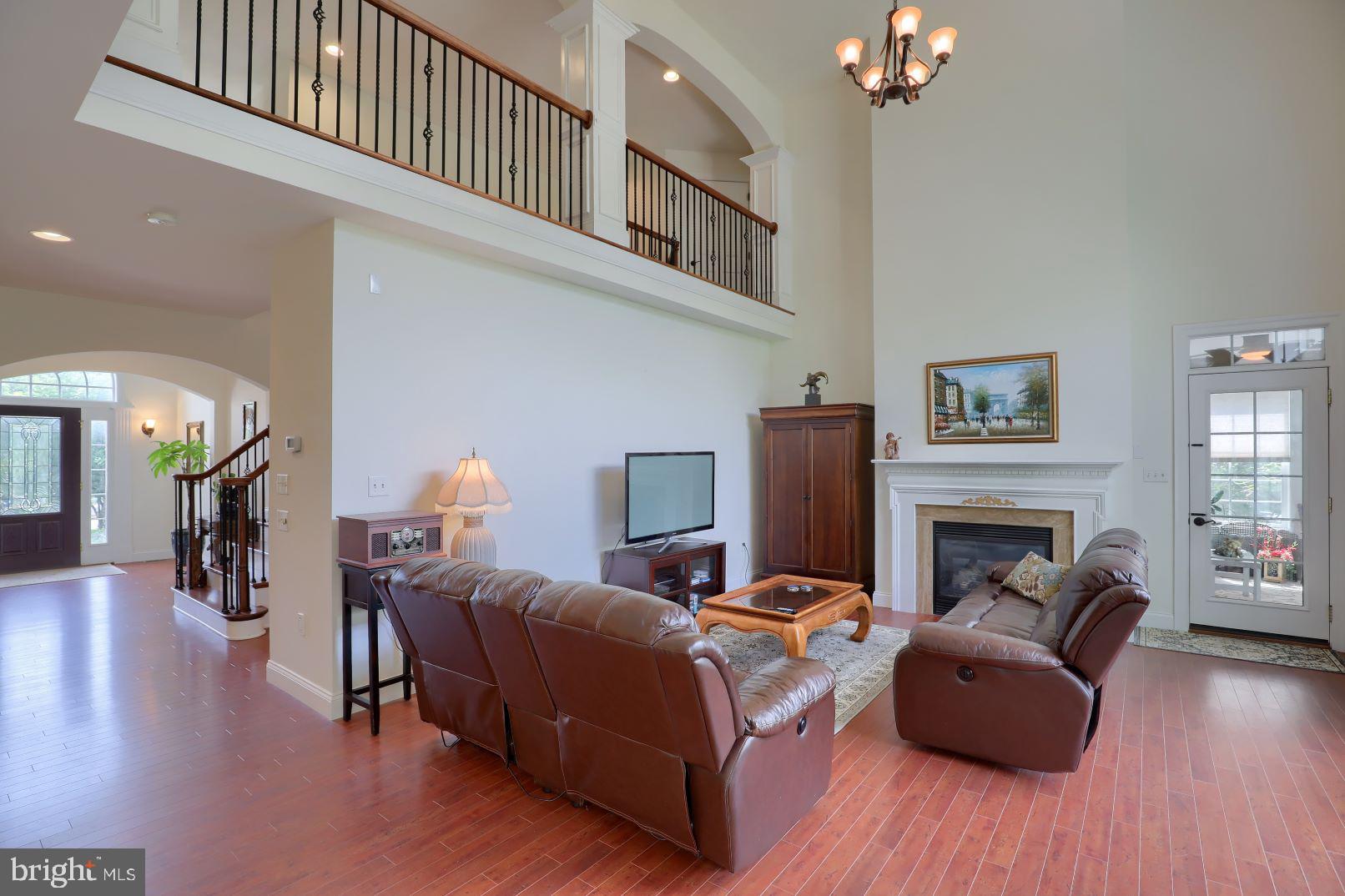 953 Buckwalter Road Lititz, PA 17543 - Photo 16 of 31 Family room