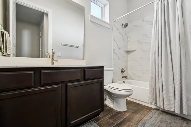 $2,350 | 11212 Charger Way, Manor, TX 78653