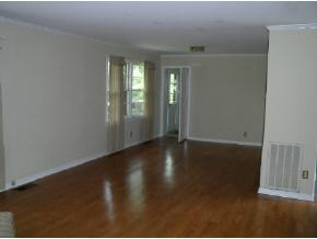1219 Ridgeway Road Johnson City, TN 37601 - Photo 5 of 9 Photo 5