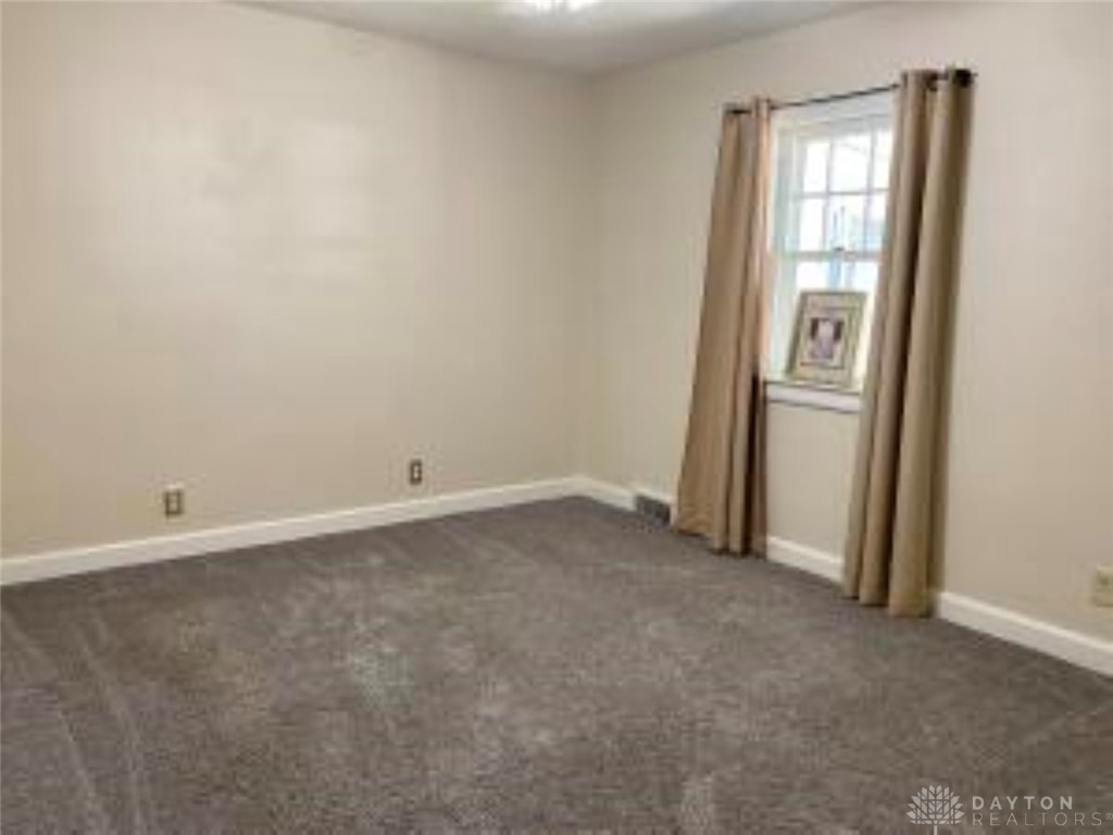 276 West Harding Road Springfield, OH 45504 - Photo 17 of 34 Gallery Image 17