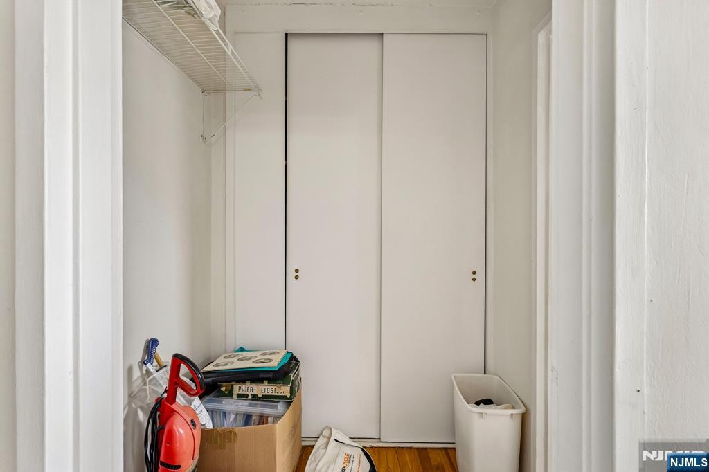 3060 Edwin Avenue, Unit 3D Fort Lee, NJ 07024 - Photo 11 of 16 a utility room with dryer and washer
