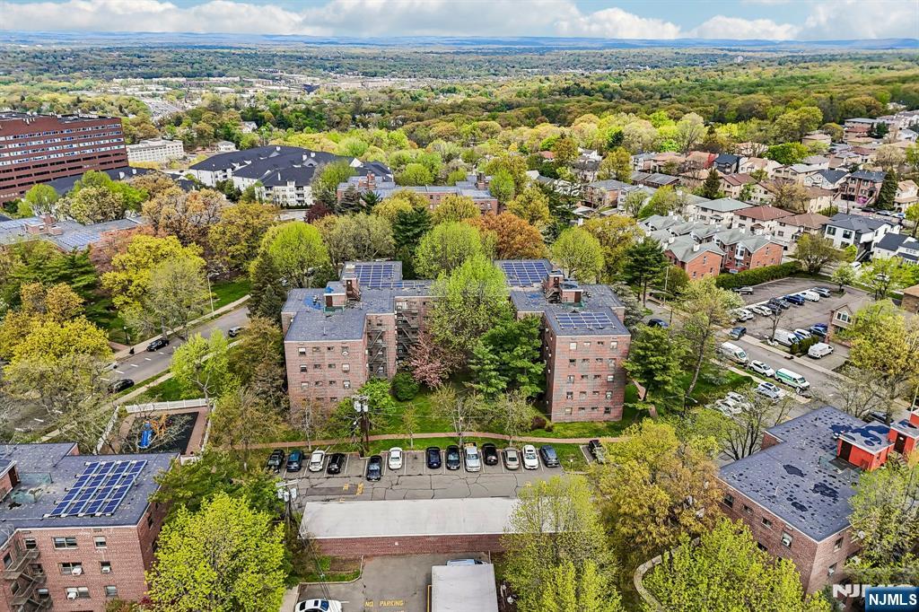 3060 Edwin Avenue, Unit 3D Fort Lee, NJ 07024 - Photo 16 of 16 an aerial view of residential houses with outdoor space