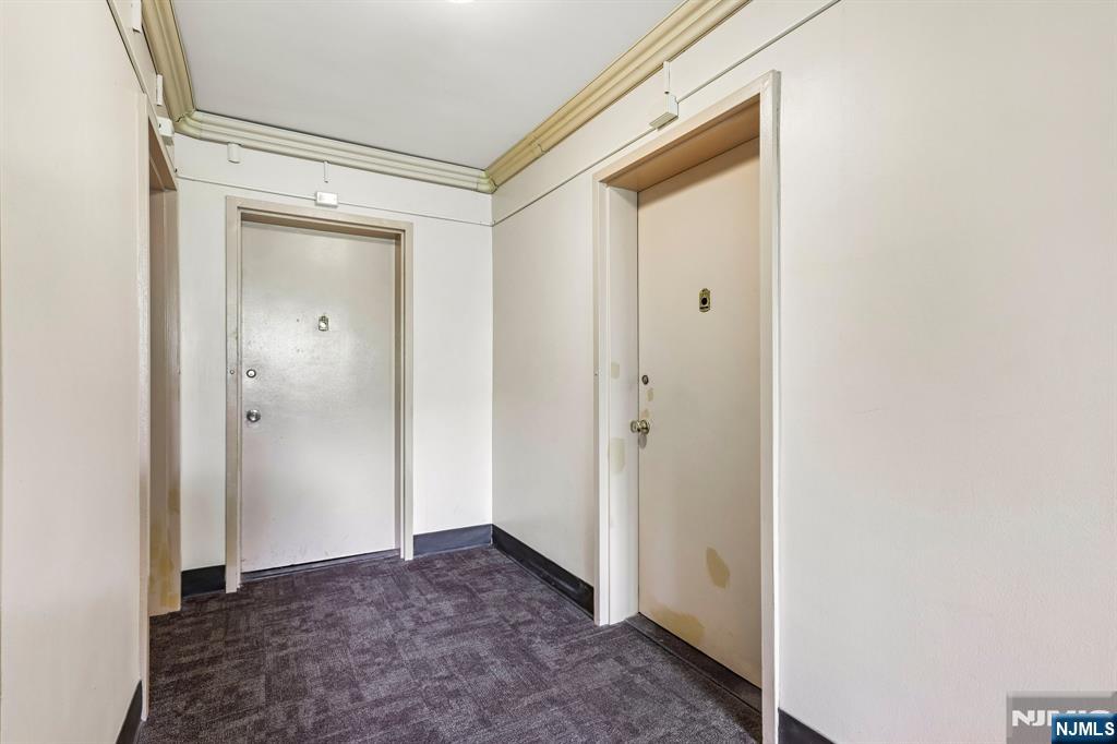 3060 Edwin Avenue, Unit 3D Fort Lee, NJ 07024 - Photo 4 of 16 a view of an empty room