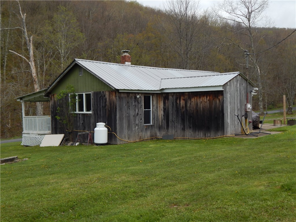 5684 Houck Mountain Road Walton, NY 13756 - Photo 4 of 30