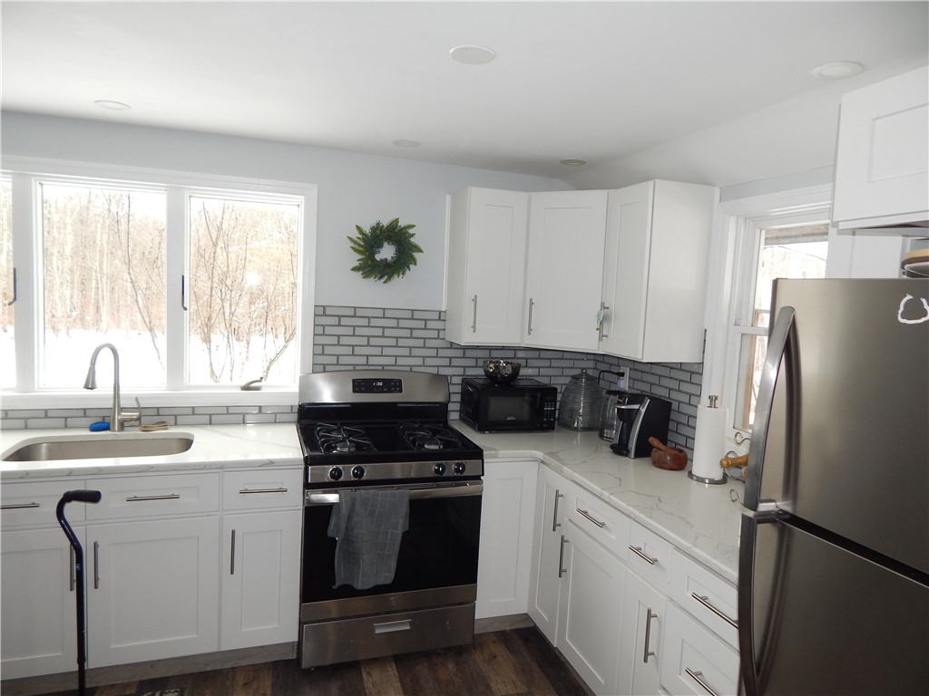 5684 Houck Mountain Road Walton, NY 13756 - Photo 8 of 29