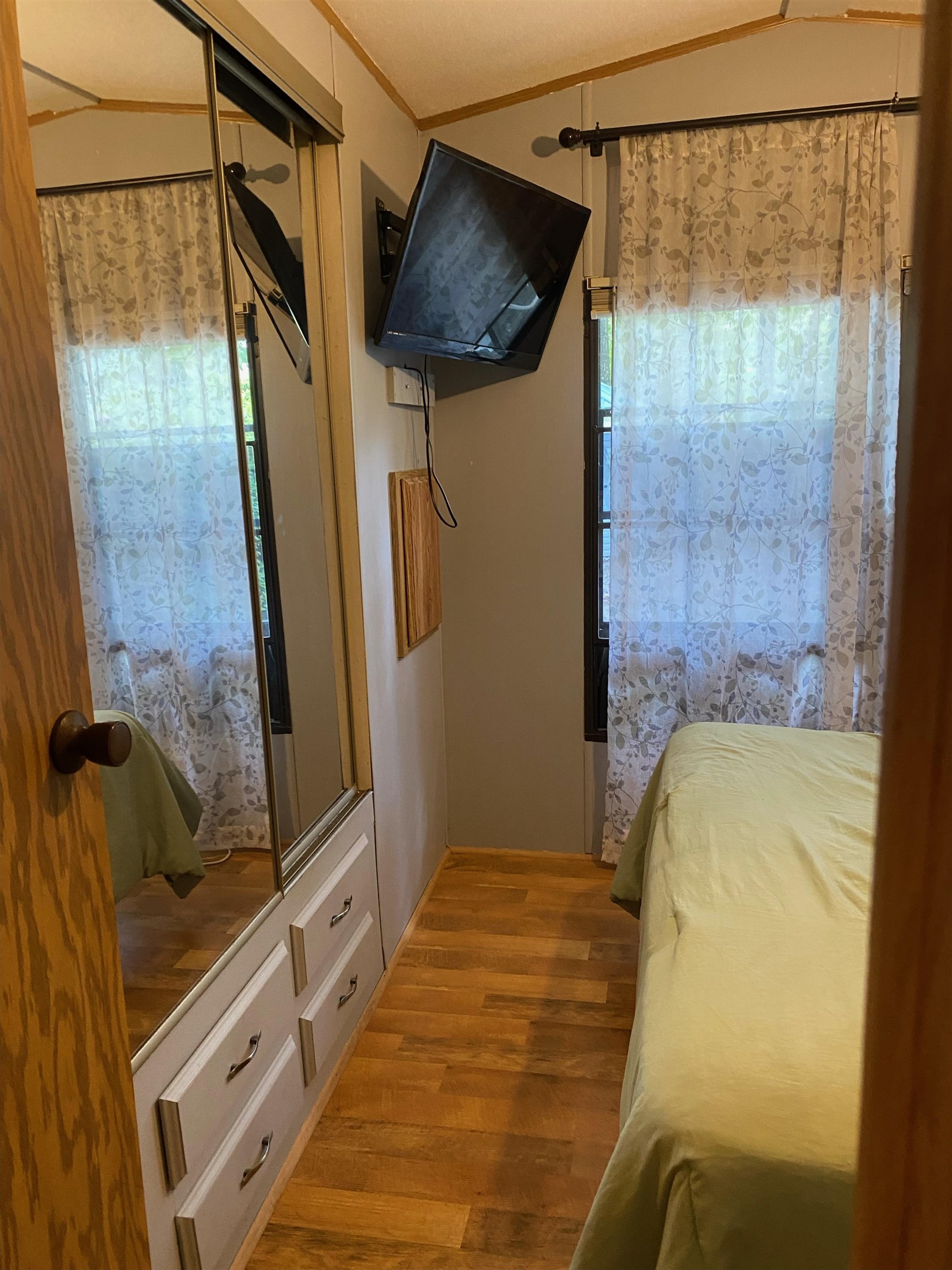 298 Baxter Lk Drive, Unit I87 Rochester, NH 03867 - Photo 15 of 43 Gallery Image 15