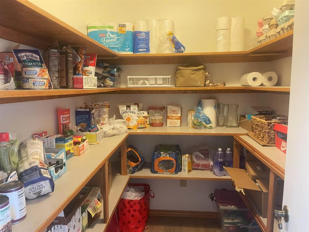 13979 Shellhammer Road Winnie, TX 77665 - Photo 15 of 47