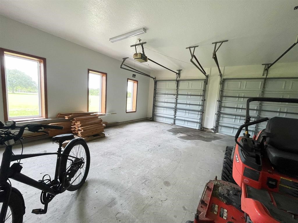 13979 Shellhammer Road Winnie, TX 77665 - Photo 38 of 47 a view of a room with gym equipment