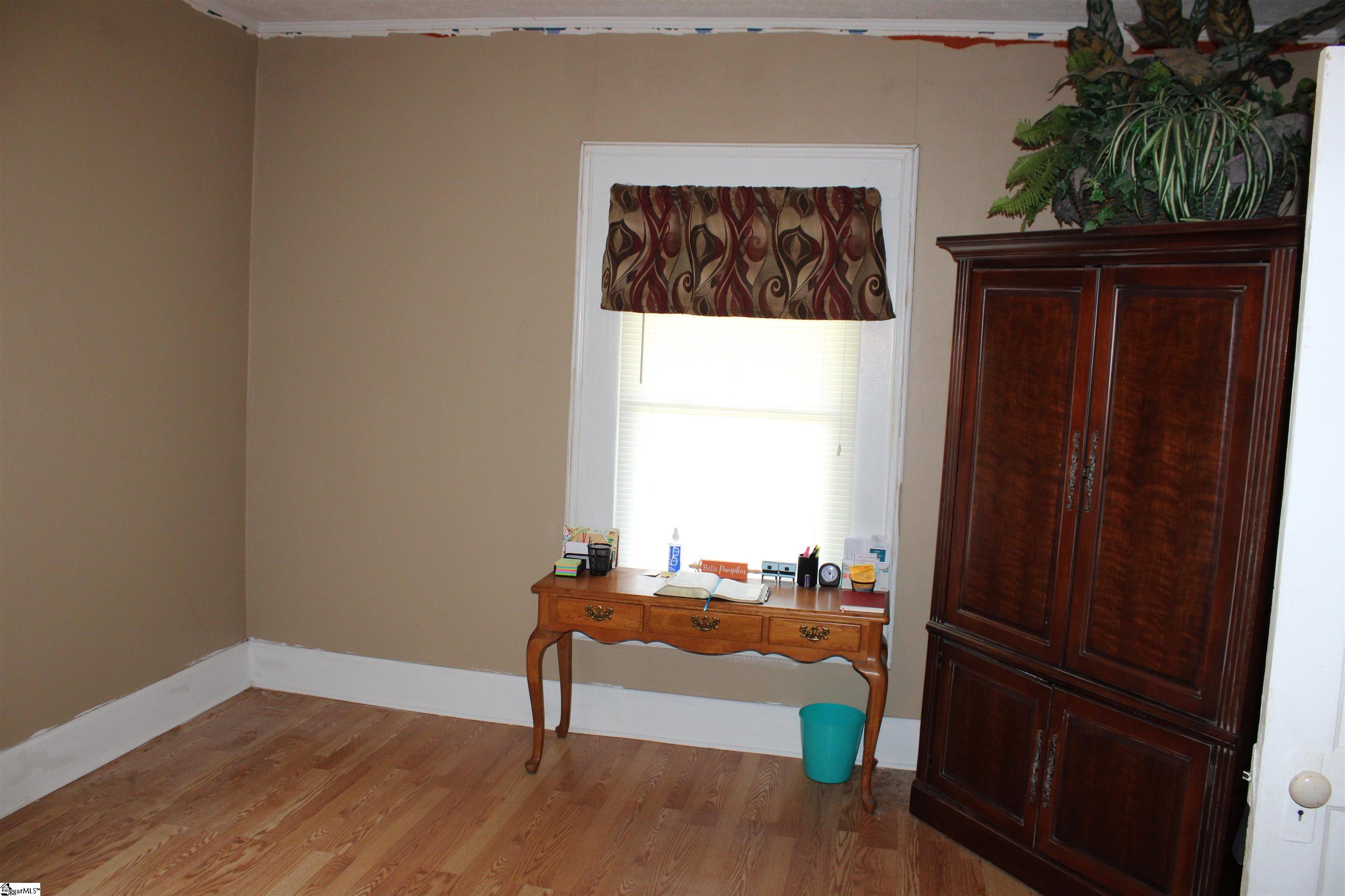295 Dorn Street Westminster, SC 29693 - Photo 12 of 36