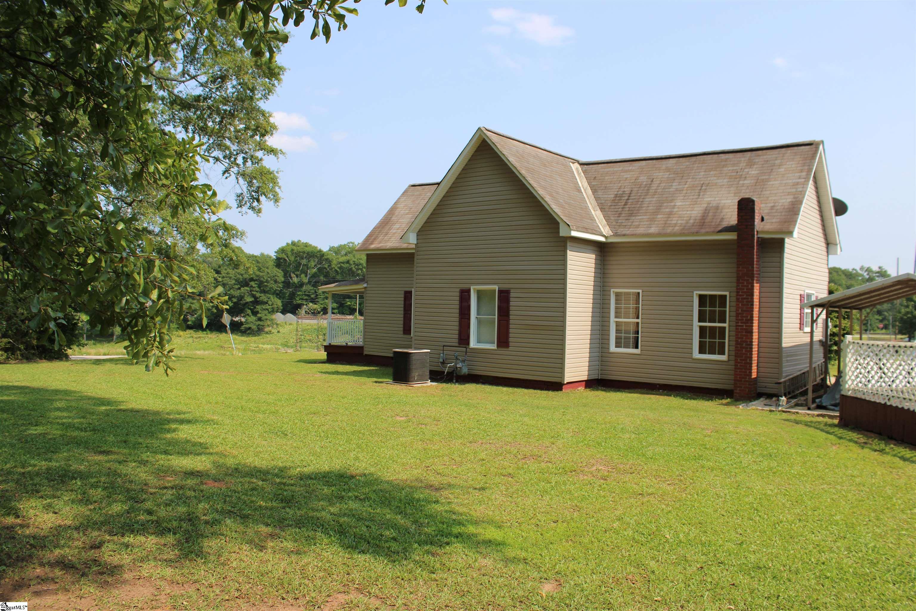 295 Dorn Street Westminster, SC 29693 - Photo 32 of 36