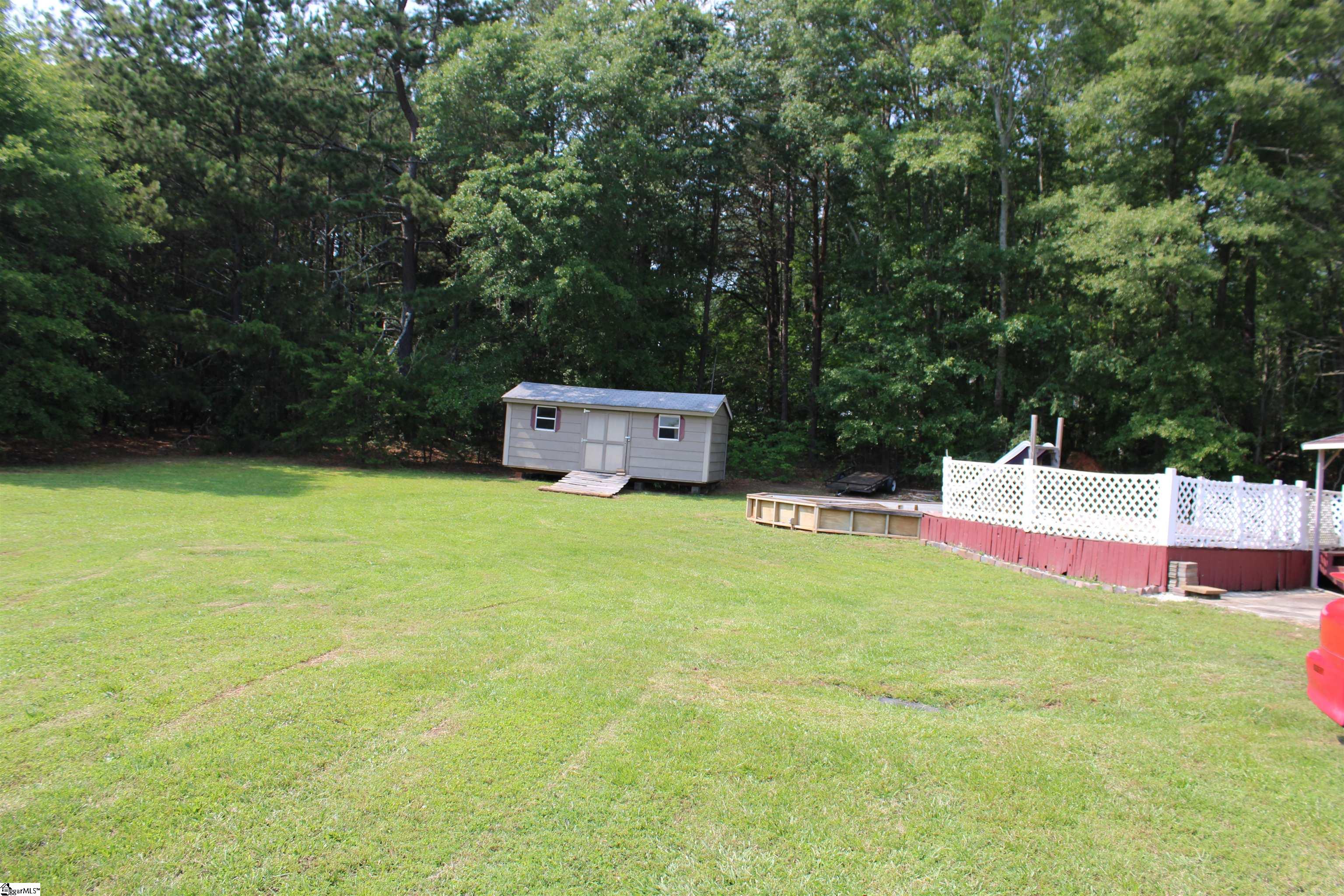 295 Dorn Street Westminster, SC 29693 - Photo 33 of 36