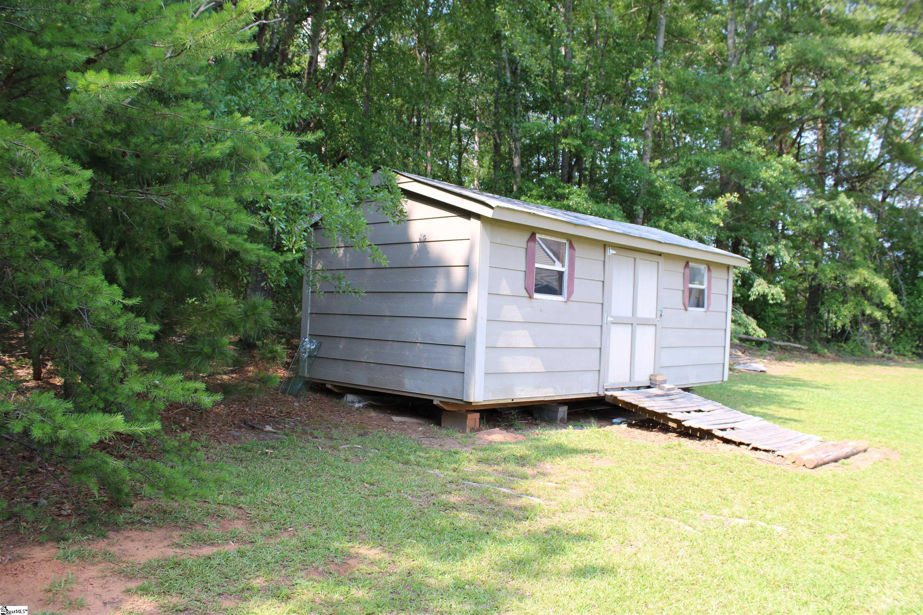 295 Dorn Street Westminster, SC 29693 - Photo 34 of 36
