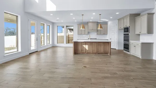 $599,900 | 619 Gunner Drive, Montgomery, TX 77316