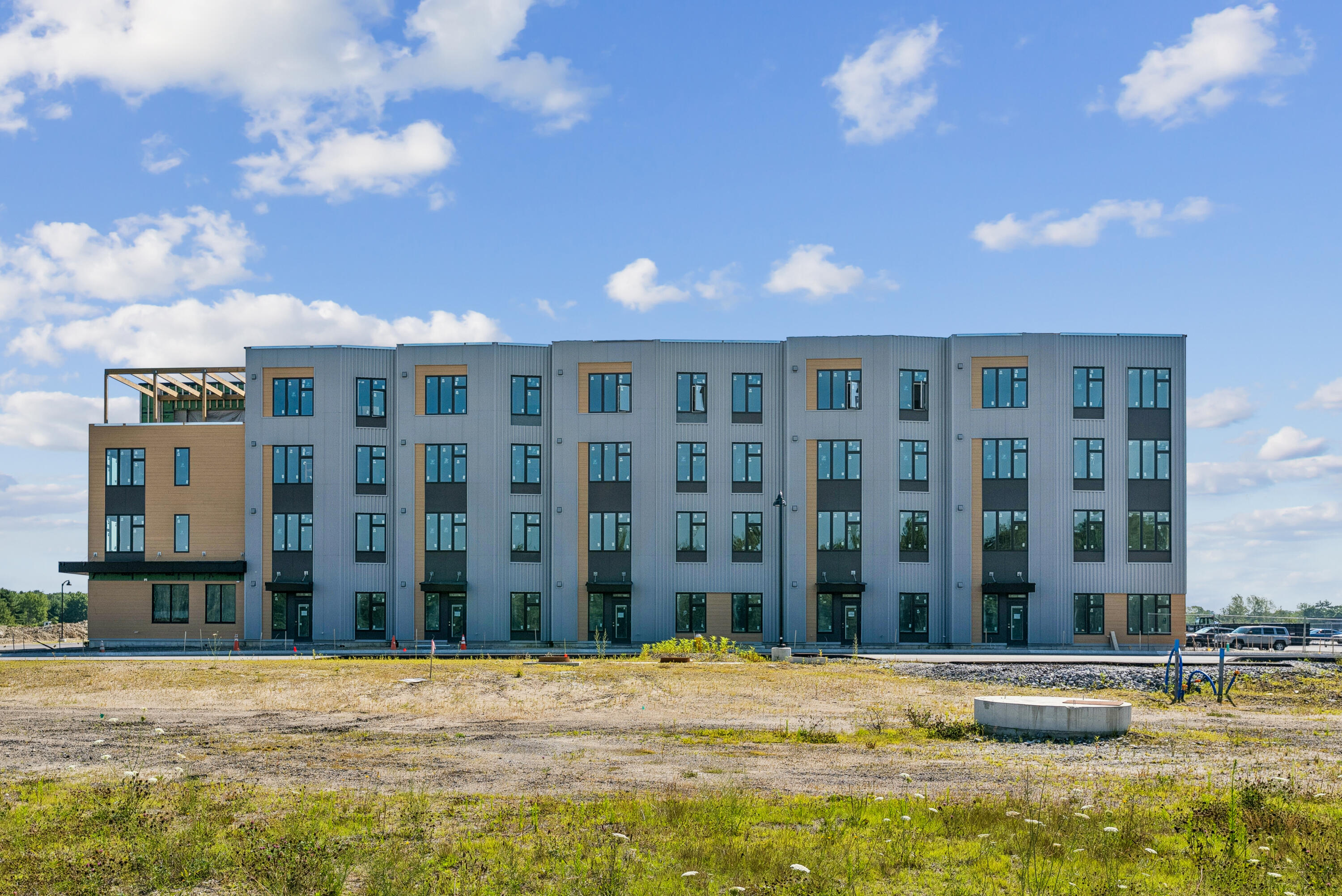 1 Cross Street, Unit 213 Scarborough, ME 04074 - Photo 3 of 41 DSC00400