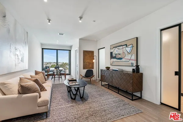 $4,695 | 3688 Overland Avenue, Unit PH10, Los Angeles, CA 90034