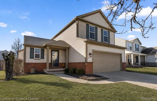 $2,550 | 7164 Richmond Drive, Ypsilanti, MI 48197