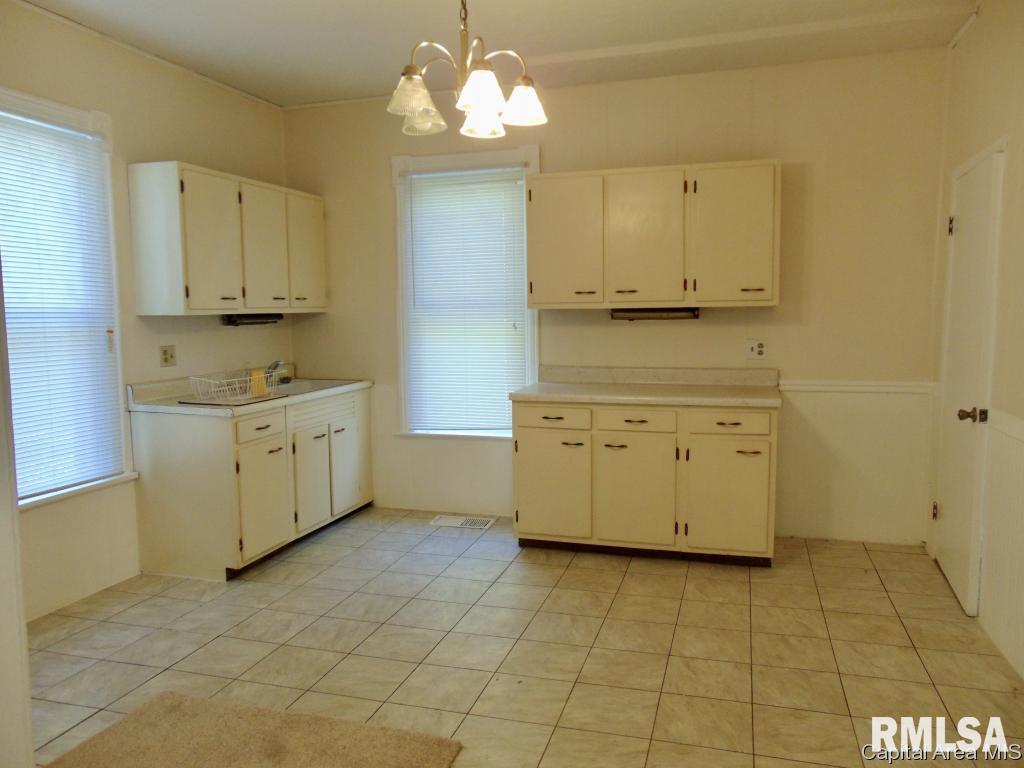 513 West Allen Street Springfield, IL 62704 - Photo 7 of 14 Gallery Image 7