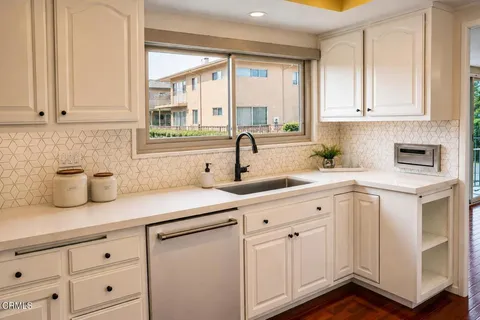 $975,000 | 1255 South Orange Grove Boulevard, Unit 4, Pasadena, CA 91105
