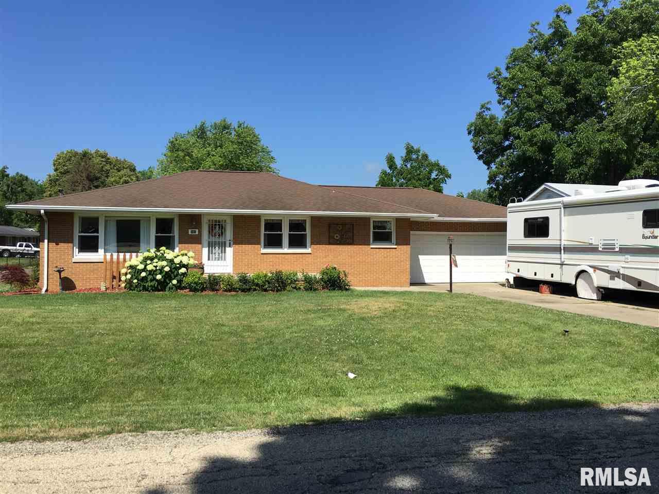 301 Sherwood Park Road Washington, IL 61571 - Photo 1 of 35 Gallery Image 1