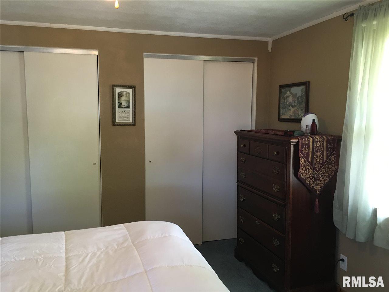 301 Sherwood Park Road Washington, IL 61571 - Photo 21 of 35 Gallery Image 21