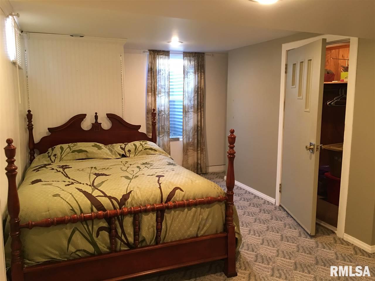 301 Sherwood Park Road Washington, IL 61571 - Photo 31 of 35 Gallery Image 31