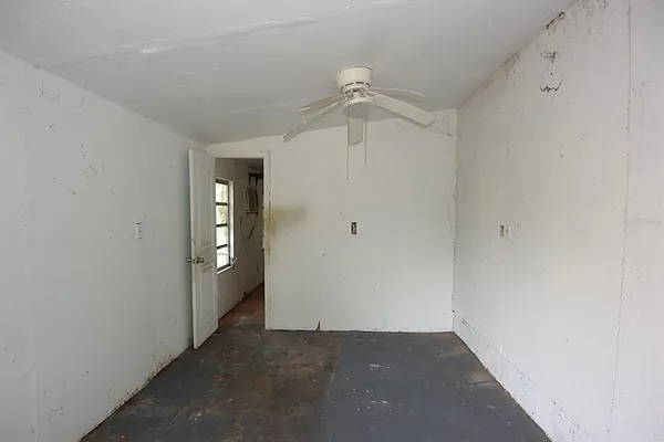 $400,000 | 7610 Anna Avenue, Gibsonton, FL 33534