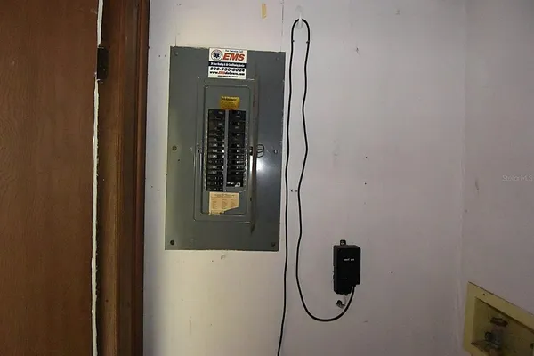 $400,000 | 7610 Anna Avenue, Gibsonton, FL 33534