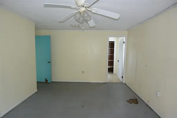 $400,000 | 7610 Anna Avenue, Gibsonton, FL 33534