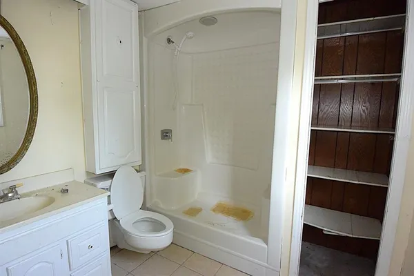 $400,000 | 7610 Anna Avenue, Gibsonton, FL 33534