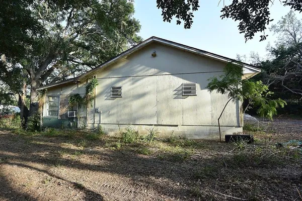 $400,000 | 7610 Anna Avenue, Gibsonton, FL 33534