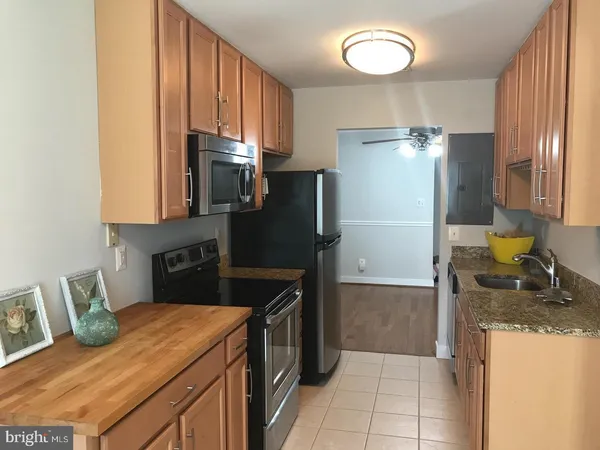 $2,100 | 1225 Gemini Drive, Unit B, Annapolis, MD 21403