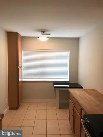 $2,100 | 1225 Gemini Drive, Unit B, Annapolis, MD 21403