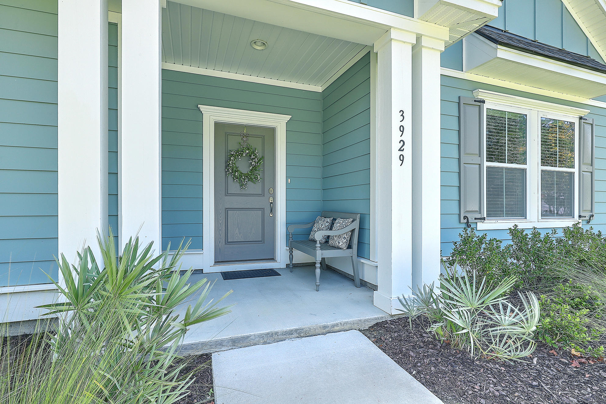 3929 Bessemer Road Mount Pleasant, SC 29466 - Photo 5 of 35 IMG_0766_67_68_69_70_71_72