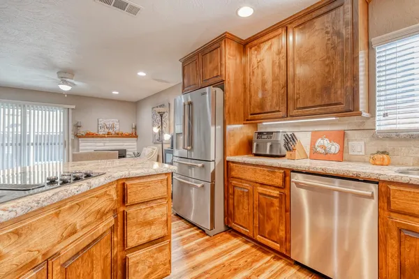 $599,900 | 1512 Kruger Drive, Modesto, CA 95355