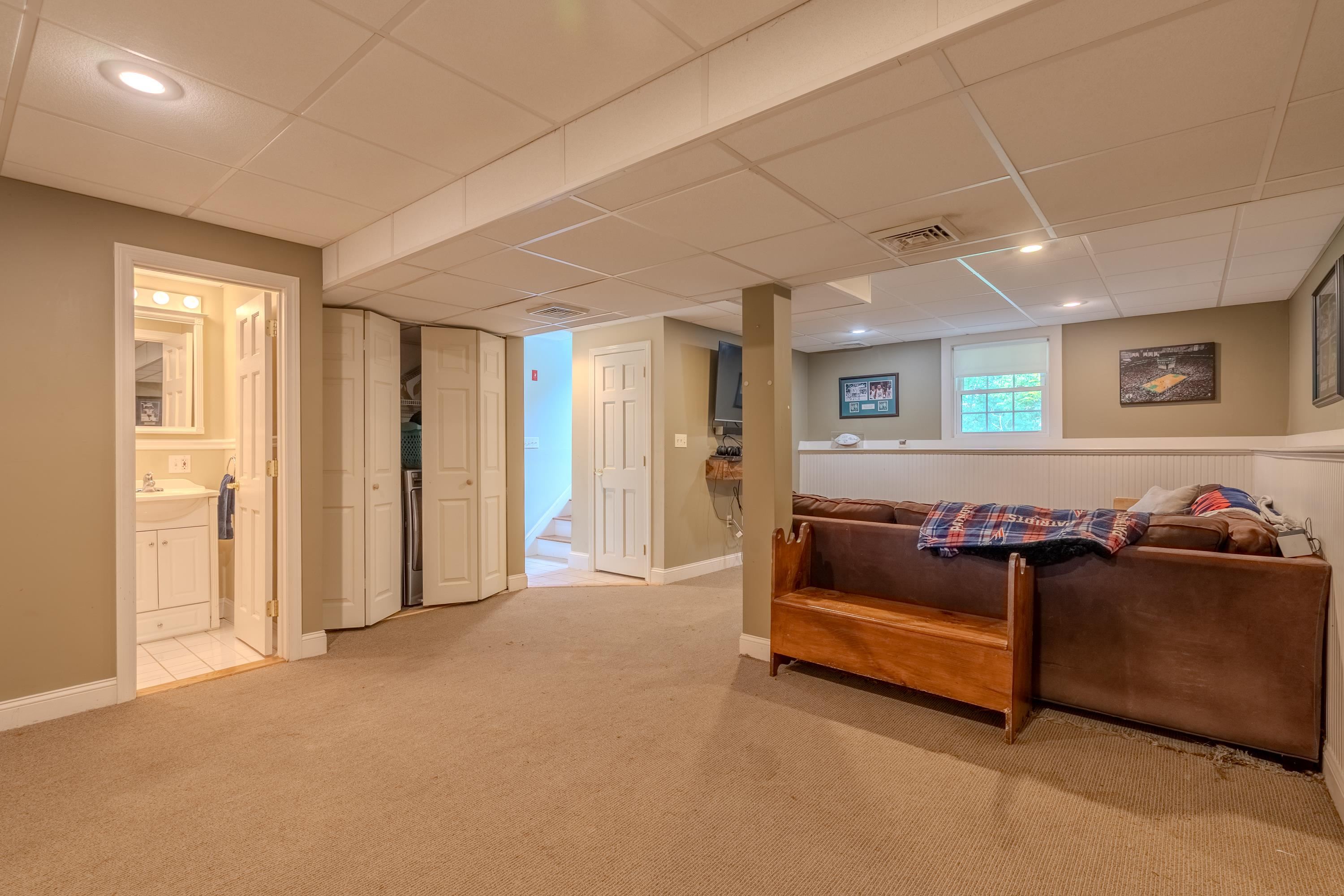 75 Piscataqua Road Durham, NH 03824 - Photo 29 of 43