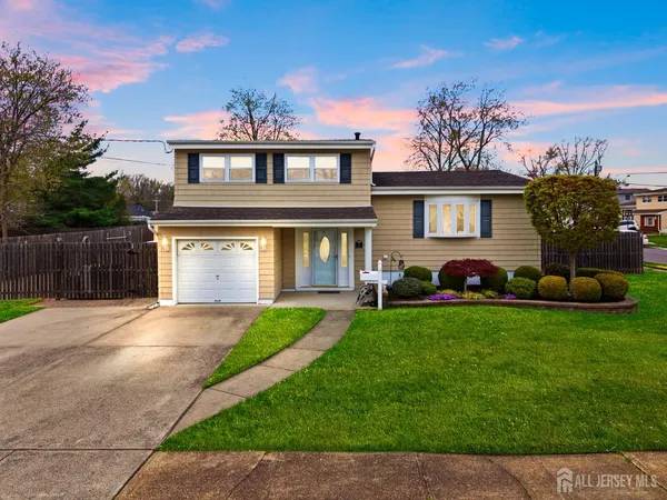 $649,000 | 11 Jersey Avenue, Old Bridge, NJ 08857