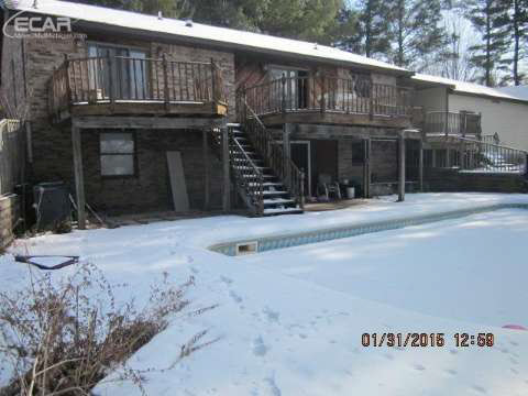 8393 Green Road Howell, MI 48855 - Photo 5 of 18 20429321-4.JPG