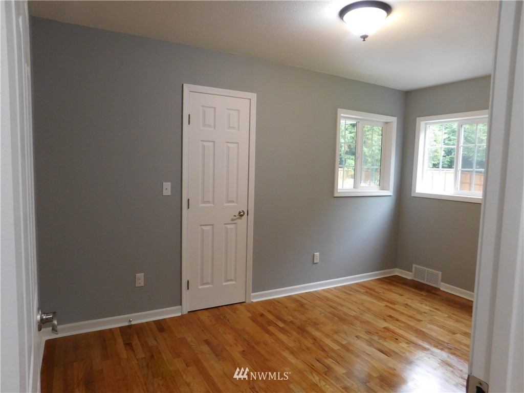 12054 Southeast 192nd Street Renton, WA 98058 - Photo 15 of 25 Gallery Image 15