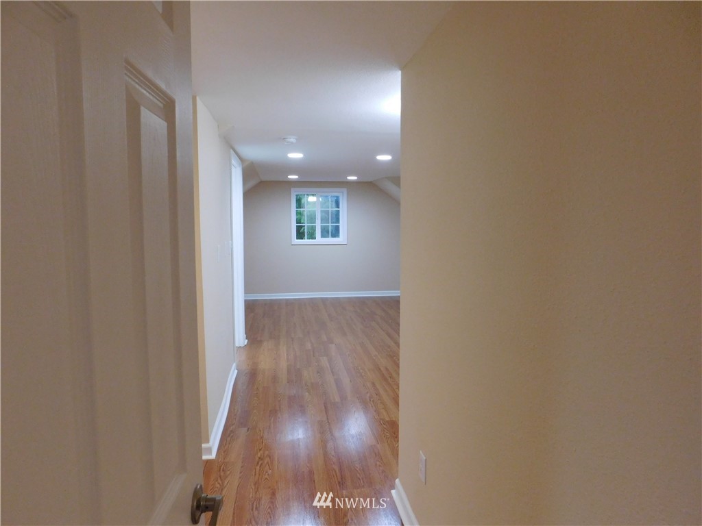 12054 Southeast 192nd Street Renton, WA 98058 - Photo 23 of 25 Gallery Image 23
