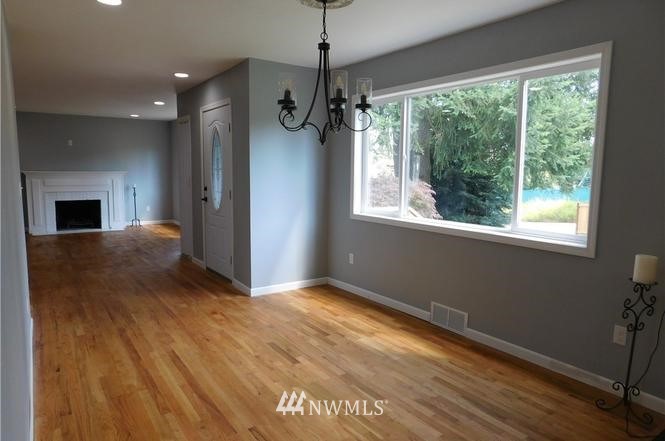 12054 Southeast 192nd Street Renton, WA 98058 - Photo 8 of 25 Gallery Image 8