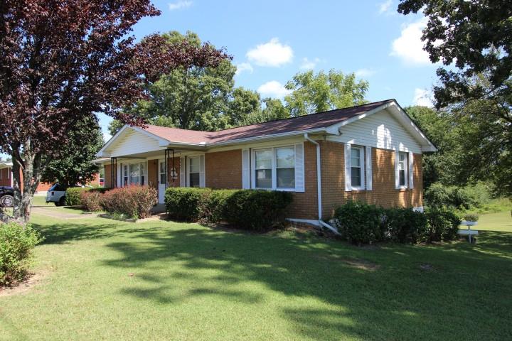 2101 South Main Street Tennessee Ridge, TN 37178 - Photo 3 of 20 Gallery Image 3