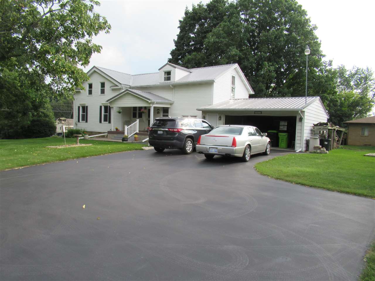 7216 Miller Road Swartz Creek, MI 48473 - Photo 45 of 56 50052462-44.JPG