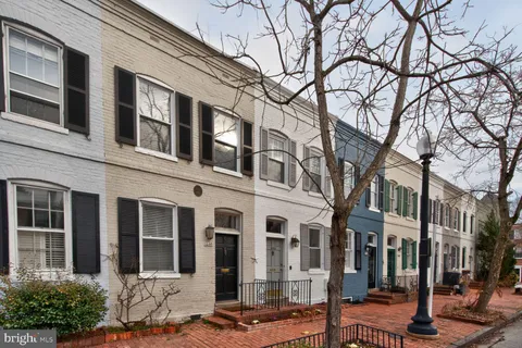 $1,095,000 | 1345 28th Street Northwest, Washington, DC 20007
