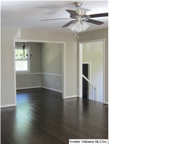 944 Reedwood Lane Birmingham, AL 35235 - Photo 3 of 15
