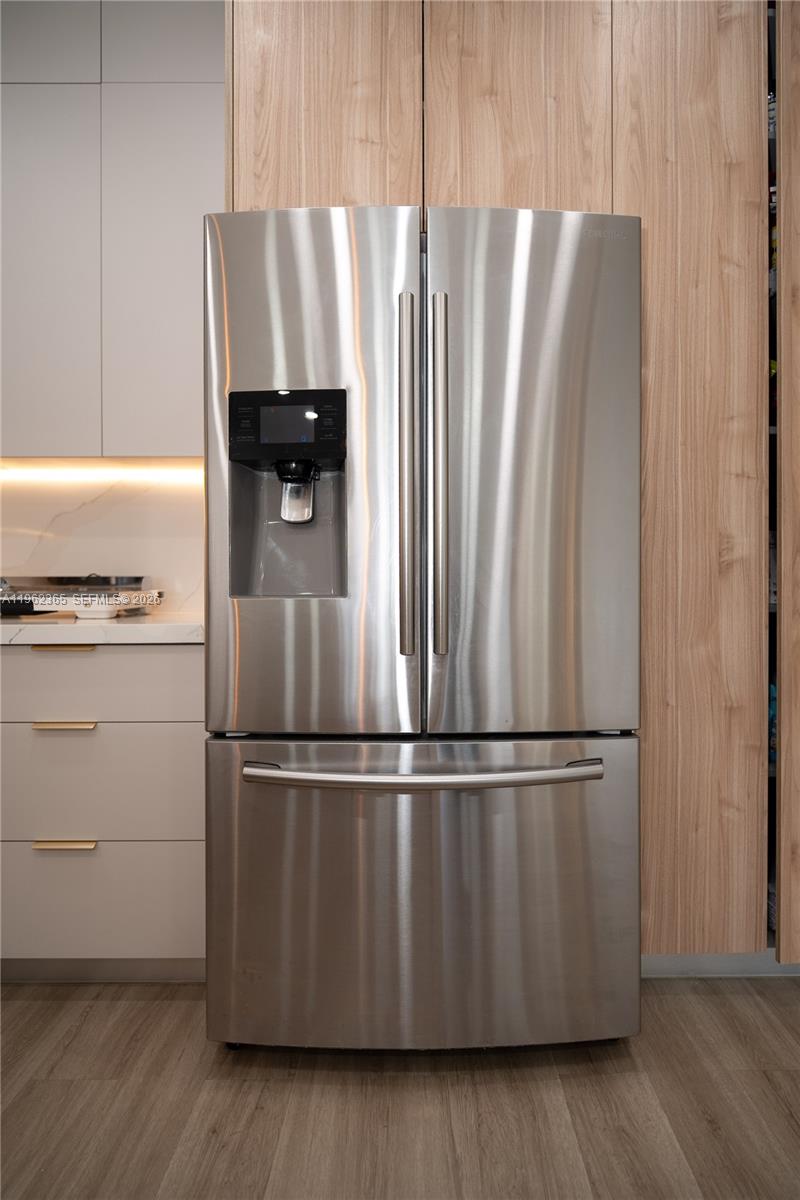 13746 Southwest 32nd Street Miramar, FL 33027 - Photo 6 of 40